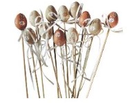 Húsvéti tojásalakú beszúrópálca, 40 mm, virágminta, natúr